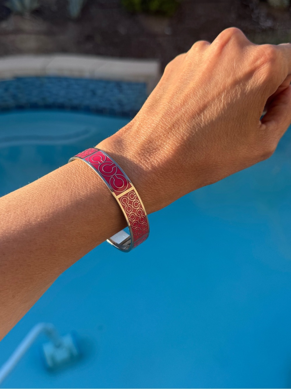 Coach hot pink bangle bracelet 7 1/2 - Picture 5 of 14